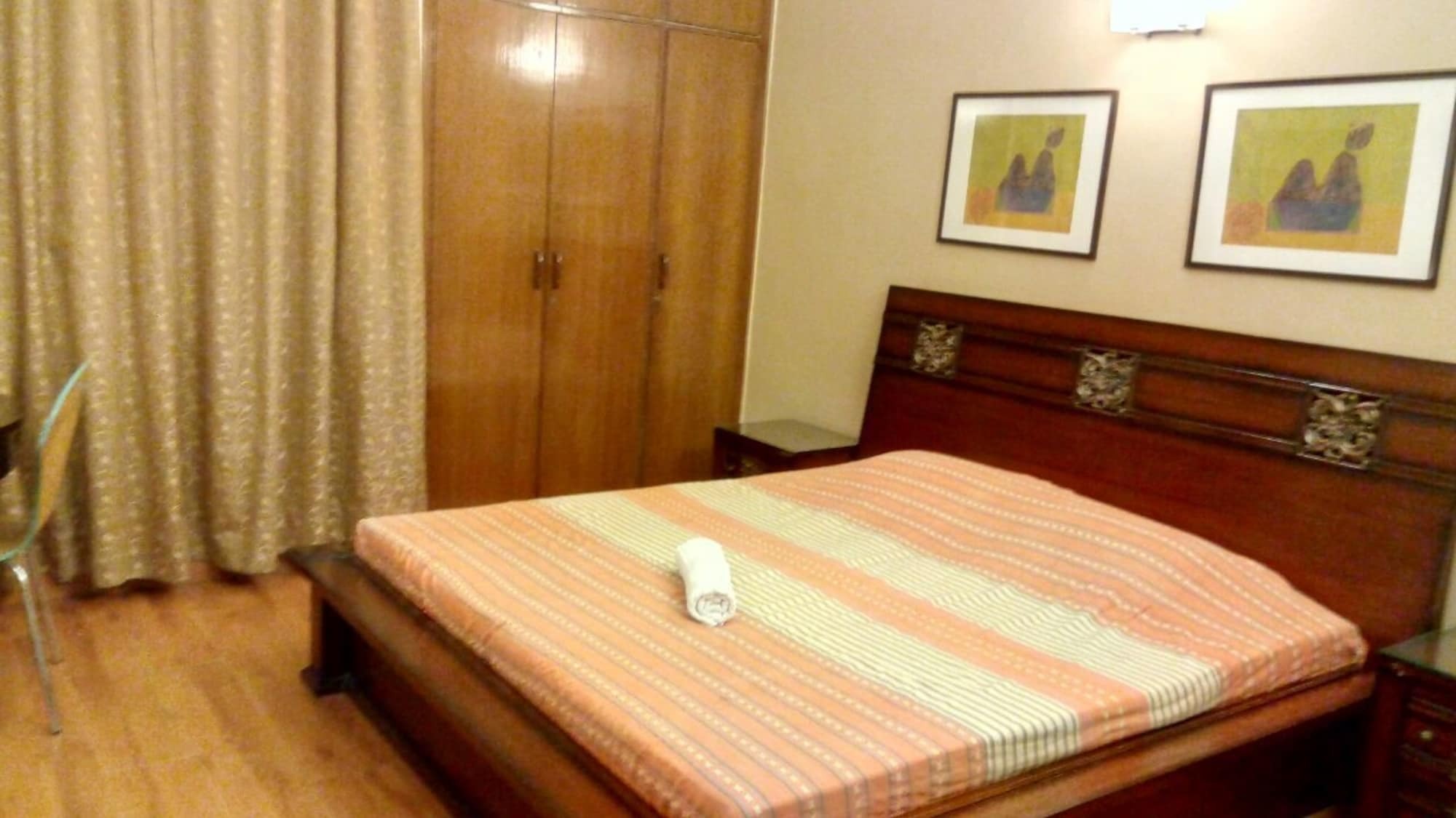 Woodpecker Apartments Hauz Khas New Delhi Exterior photo